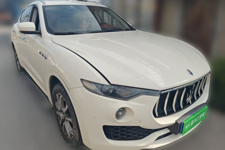 Used Maserati Levante 2016 3.0T Standard Edition Front Right 45 Deg