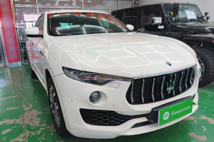 Used Maserati Levante 2016 3.0T Standard Edition Front Right 45 Deg