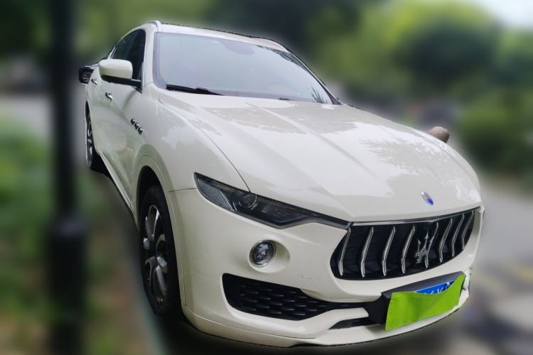 Used Maserati Levante 2016 3.0T Standard Edition Front Right 45 Deg