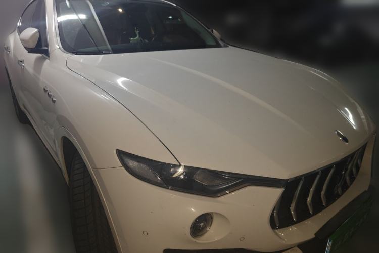 Used Maserati Levante 2016 3.0T Standard Edition Front Right 45 Deg