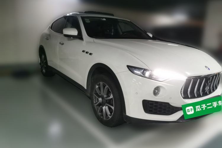 Used Maserati Levante 2016 3.0T Standard Edition Front Right 45 Deg