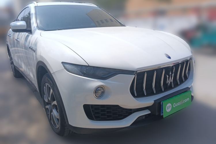 Used Maserati Levante 2016 3.0T Standard Edition Front Right 45 Deg