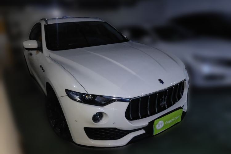 Used Maserati Levante 2016 3.0T Standard Edition Front Right 45 Deg