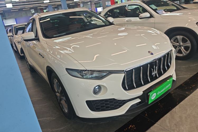 Used Maserati Levante 2016 3.0T Standard Edition Front Right 45 Deg