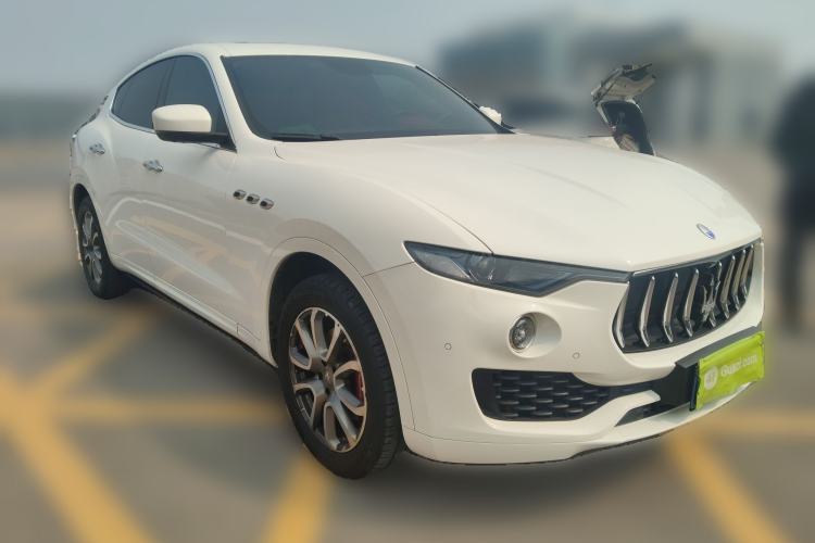Used Maserati Levante 2016 3.0T Standard Edition Front Right 45 Deg