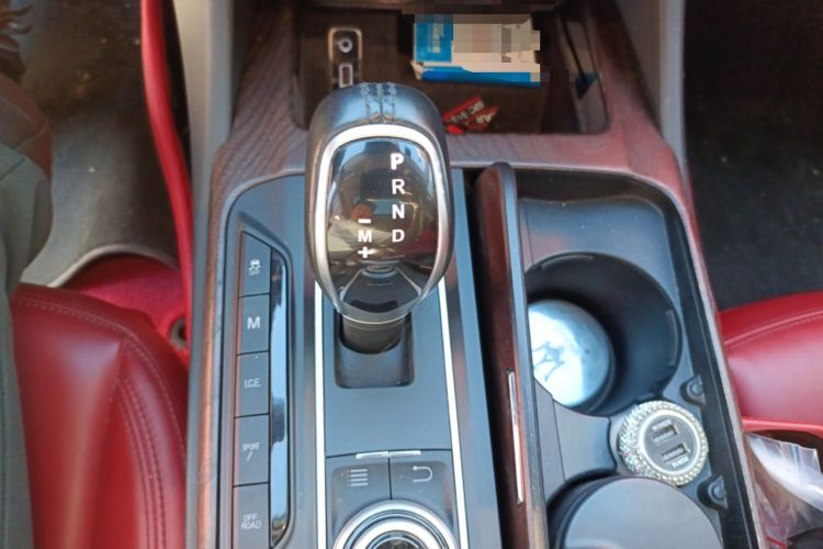 Used Maserati Levante  Gear Lever