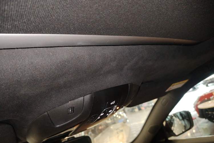 Used Maserati Levante 2016 3.0T Standard Edition Headliner