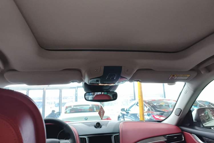 Used Maserati Levante 2016 3.0T Standard Edition Headliner