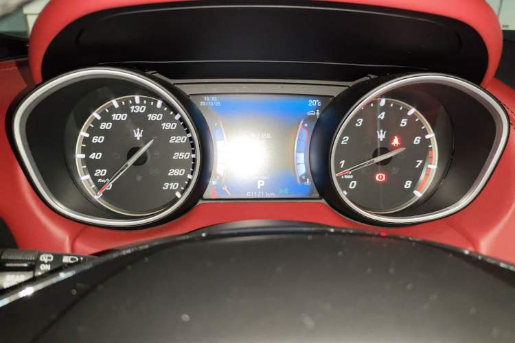 Used Maserati Levante 2016 3.0T Standard Edition Instrument Cluster