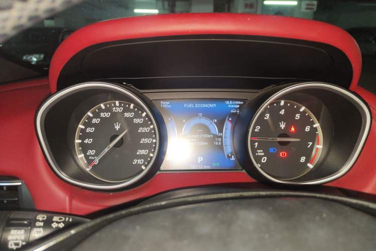 Used Maserati Levante 2016 3.0T Standard Edition Instrument Cluster