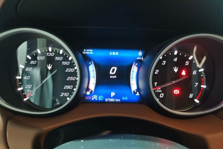 Used Maserati Levante 2016 3.0T Standard Edition Instrument Cluster