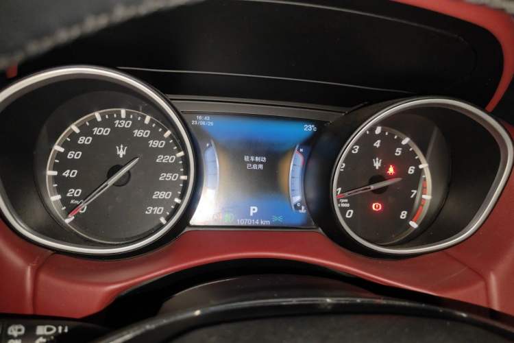 Used Maserati Levante 2016 3.0T Standard Edition Instrument Cluster