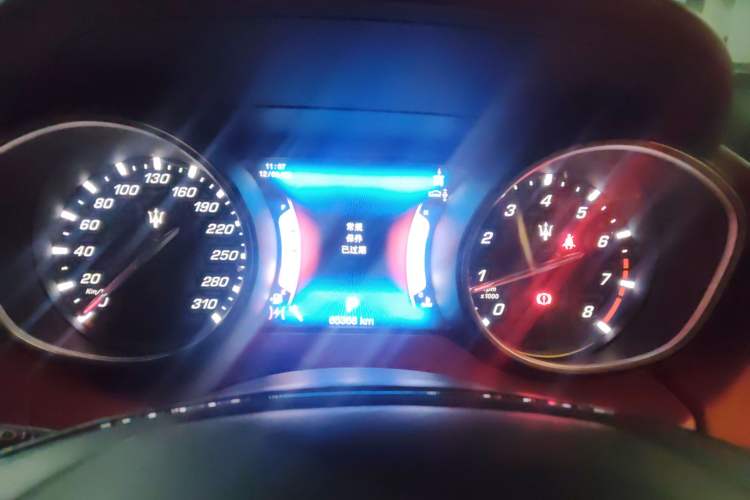 Used Maserati Levante 2016 3.0T Standard Edition Instrument Cluster