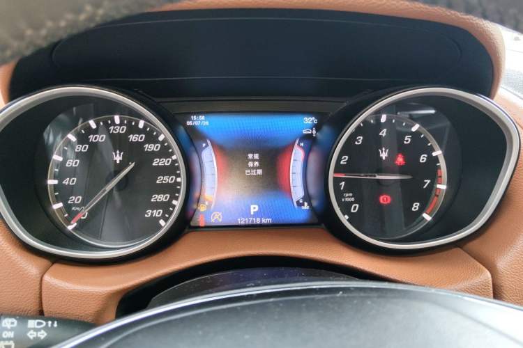 Used Maserati Levante 2016 3.0T Standard Edition Instrument Cluster