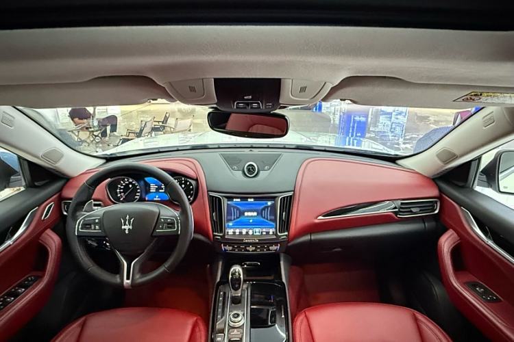 Used Maserati Levante 2016 3.0T Standard Edition Interior 1