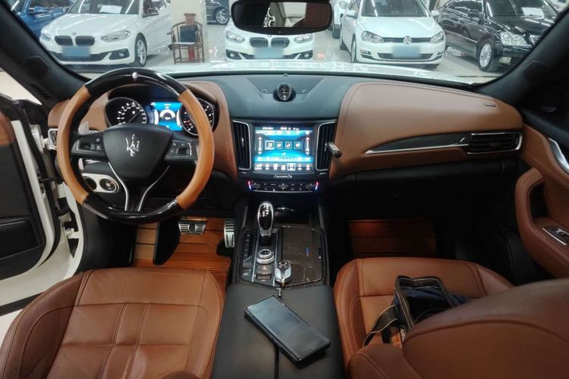 Used Maserati Levante 2016 3.0T Standard Edition Interior 2