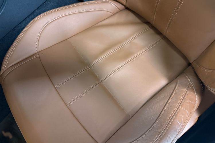 Used Maserati Levante 2016 3.0T Standard Edition Interior 5