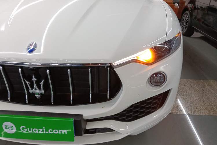 Used Maserati Levante 2016 3.0T Standard Edition Left Front Headlight
