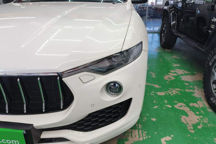 Used Maserati Levante 2016 3.0T Standard Edition Left Front Headlight