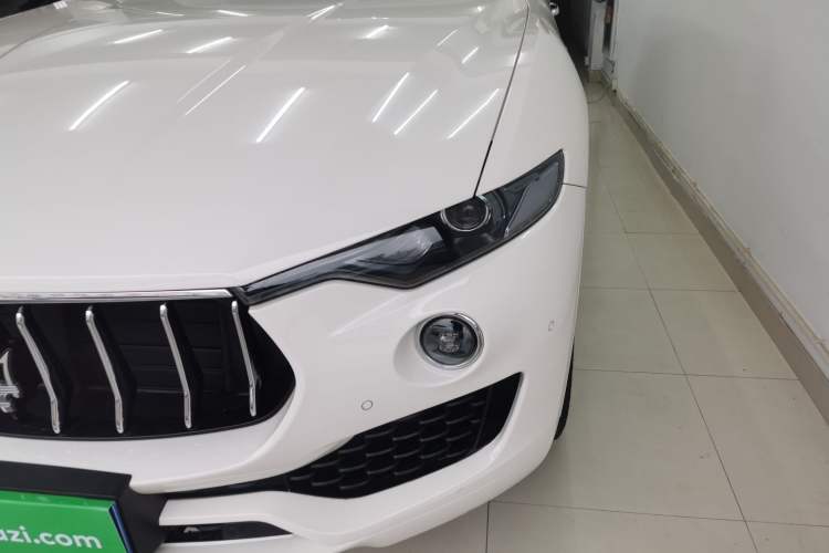 Used Maserati Levante 2016 3.0T Standard Edition Left Front Headlight