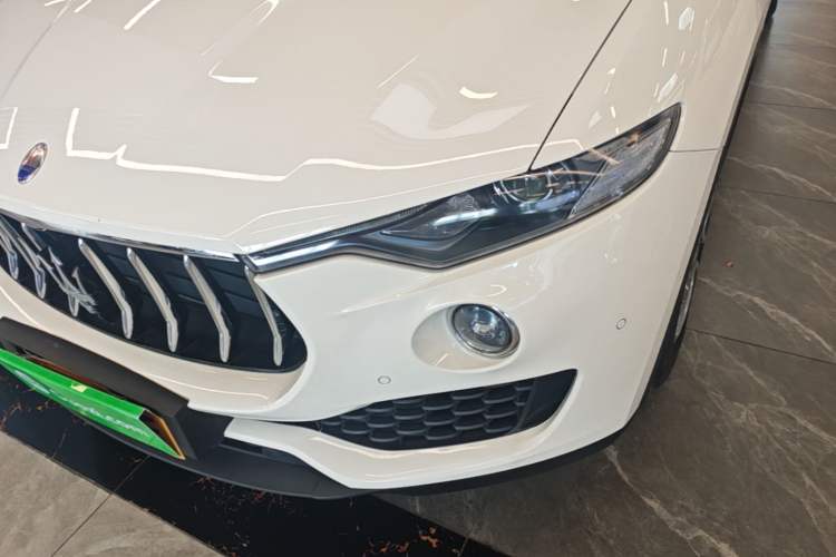 Used Maserati Levante 2016 3.0T Standard Edition Left Front Headlight