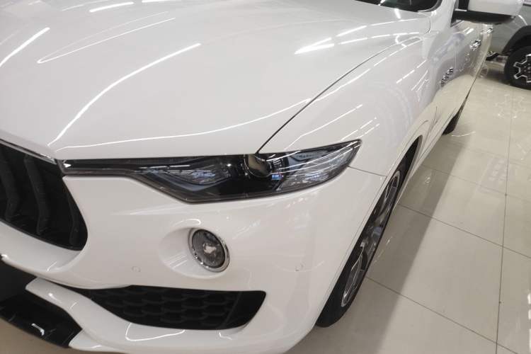 Used Maserati Levante 2016 3.0T Standard Edition Left Front Headlight