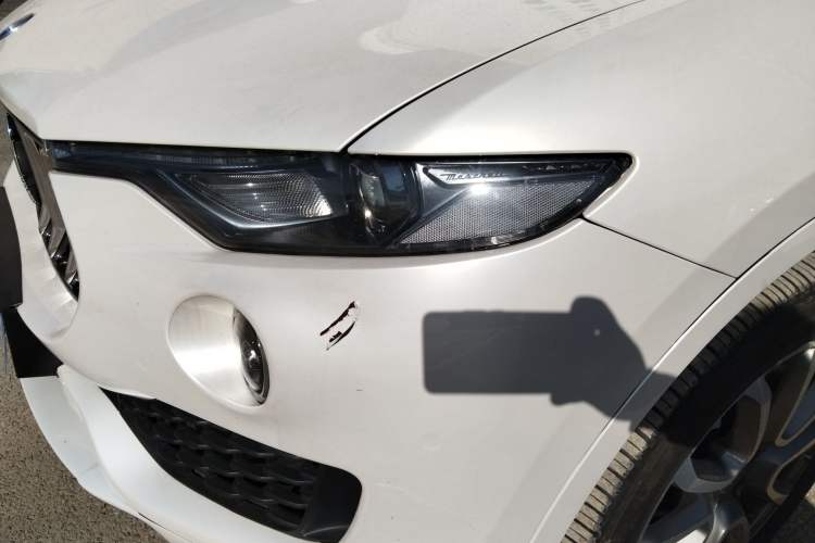 Used Maserati Levante 2016 3.0T Standard Edition Left Front Headlight