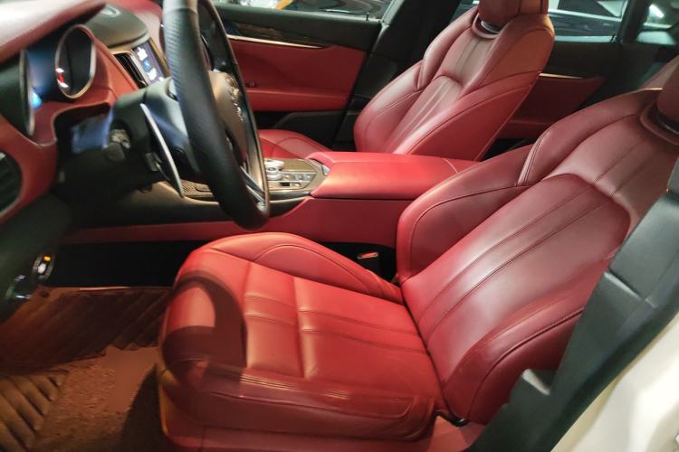 Used Maserati Levante 2016 3.0T Standard Edition Left Front Seat