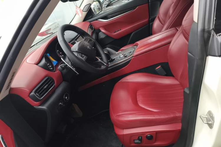Used Maserati Levante 2016 3.0T Standard Edition Left Front Seat
