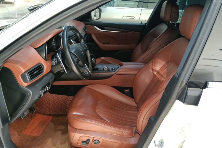 Used Maserati Levante 2016 3.0T Standard Edition Left Front Seat