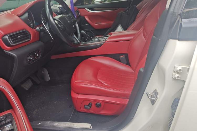 Used Maserati Levante 2016 3.0T Standard Edition Left Front Seat