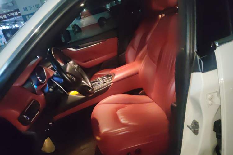 Used Maserati Levante 2016 3.0T Standard Edition Left Front Seat