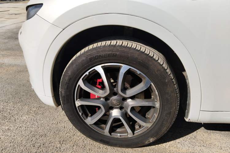 Used Maserati Levante 2016 3.0T Standard Edition Left Front Wheel Hub