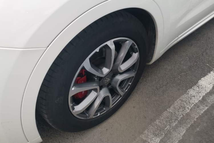 Used Maserati Levante 2016 3.0T Standard Edition Left Front Wheel Hub