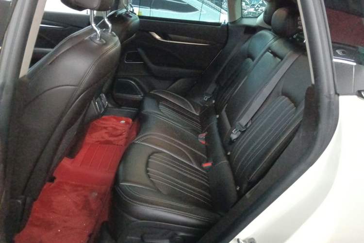 Used Maserati Levante 2016 3.0T Standard Edition Left Rear Seat