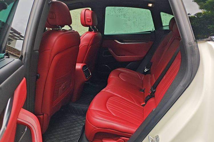 Used Maserati Levante 2016 3.0T Standard Edition Left Rear Seat