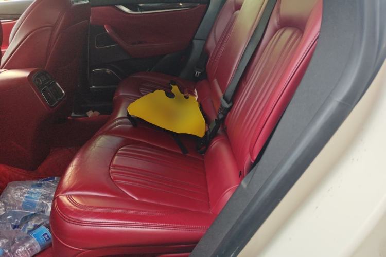 Used Maserati Levante 2016 3.0T Standard Edition Left Rear Seat
