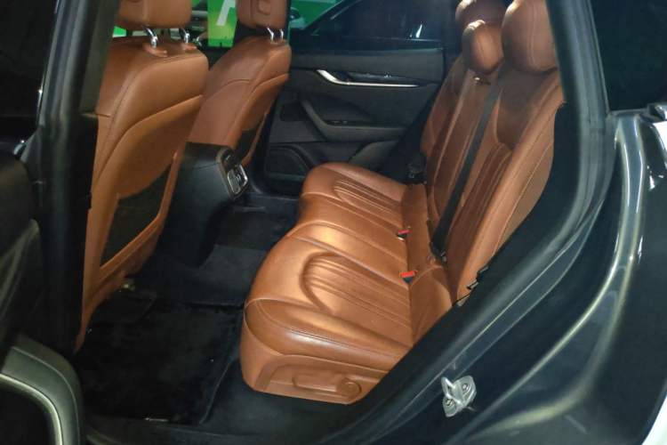 Used Maserati Levante 2016 3.0T Standard Edition Left Rear Seat