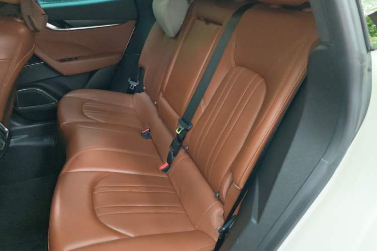 Used Maserati Levante 2016 3.0T Standard Edition Left Rear Seat