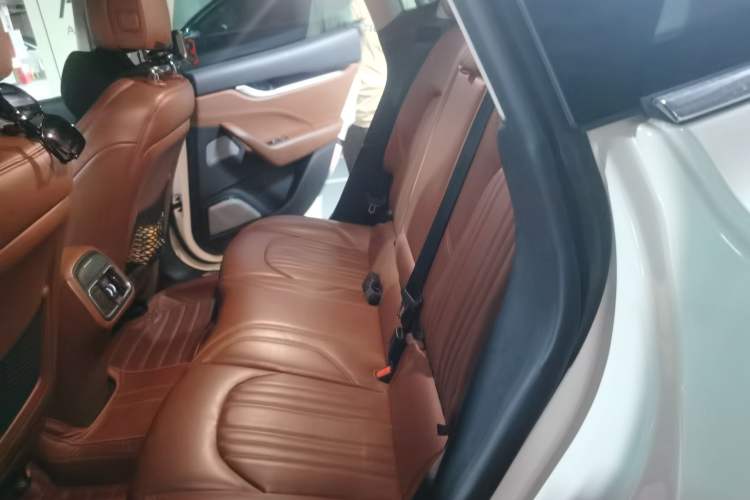 Used Maserati Levante 2016 3.0T Standard Edition Left Rear Seat