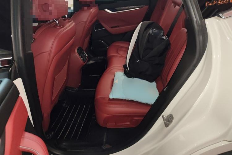 Used Maserati Levante 2016 3.0T Standard Edition Left Rear Seat