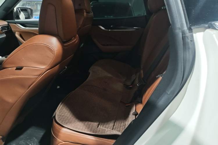 Used Maserati Levante 2016 3.0T Standard Edition Left Rear Seat