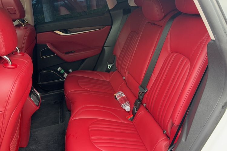 Used Maserati Levante 2016 3.0T Standard Edition Left Rear Seat