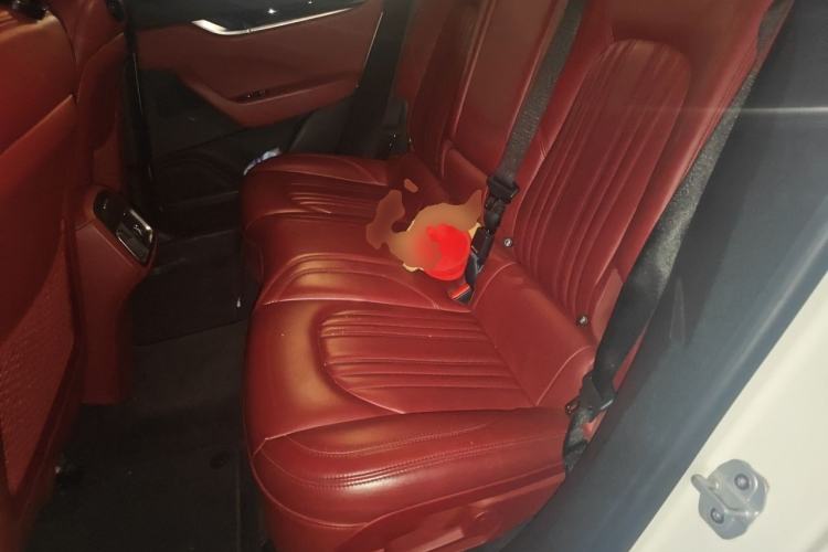 Used Maserati Levante 2016 3.0T Standard Edition Left Rear Seat
