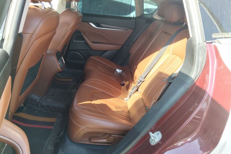 Used Maserati Levante 2016 3.0T Standard Edition Left Rear Seat