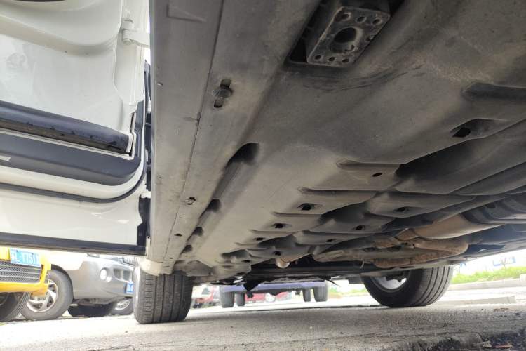 Used Maserati Levante 2016 3.0T Standard Edition Left Side Sill