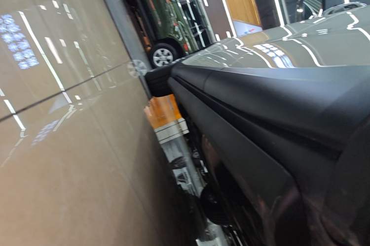 Used Maserati Levante 2016 3.0T Standard Edition Left Side Sill