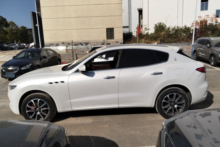 Used Maserati Levante 2016 3.0T Standard Edition Left Side