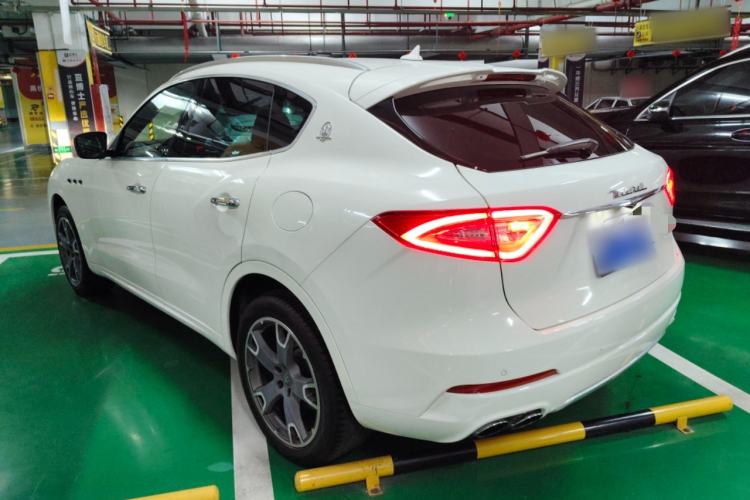 Used Maserati Levante 2016 3.0T Standard Edition Rear Left 45 Deg