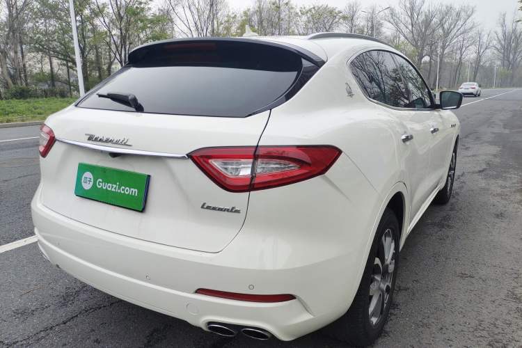 Used Maserati Levante 2016 3.0T Standard Edition Rear Right 45 Deg